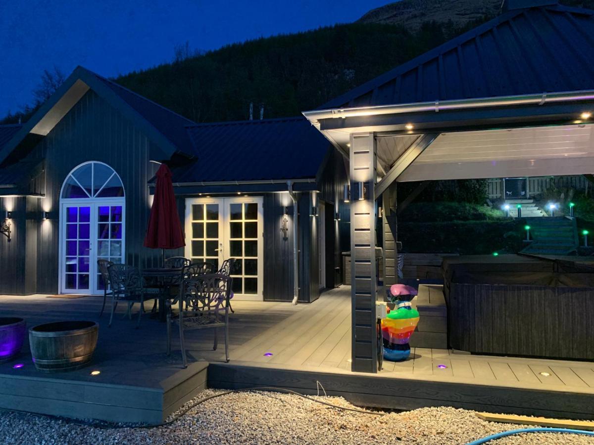 Little Fox Lodge Luxury Hideaway With Hot Tub Glencoe Near Fortwilliam (Adults Only) Exterior foto